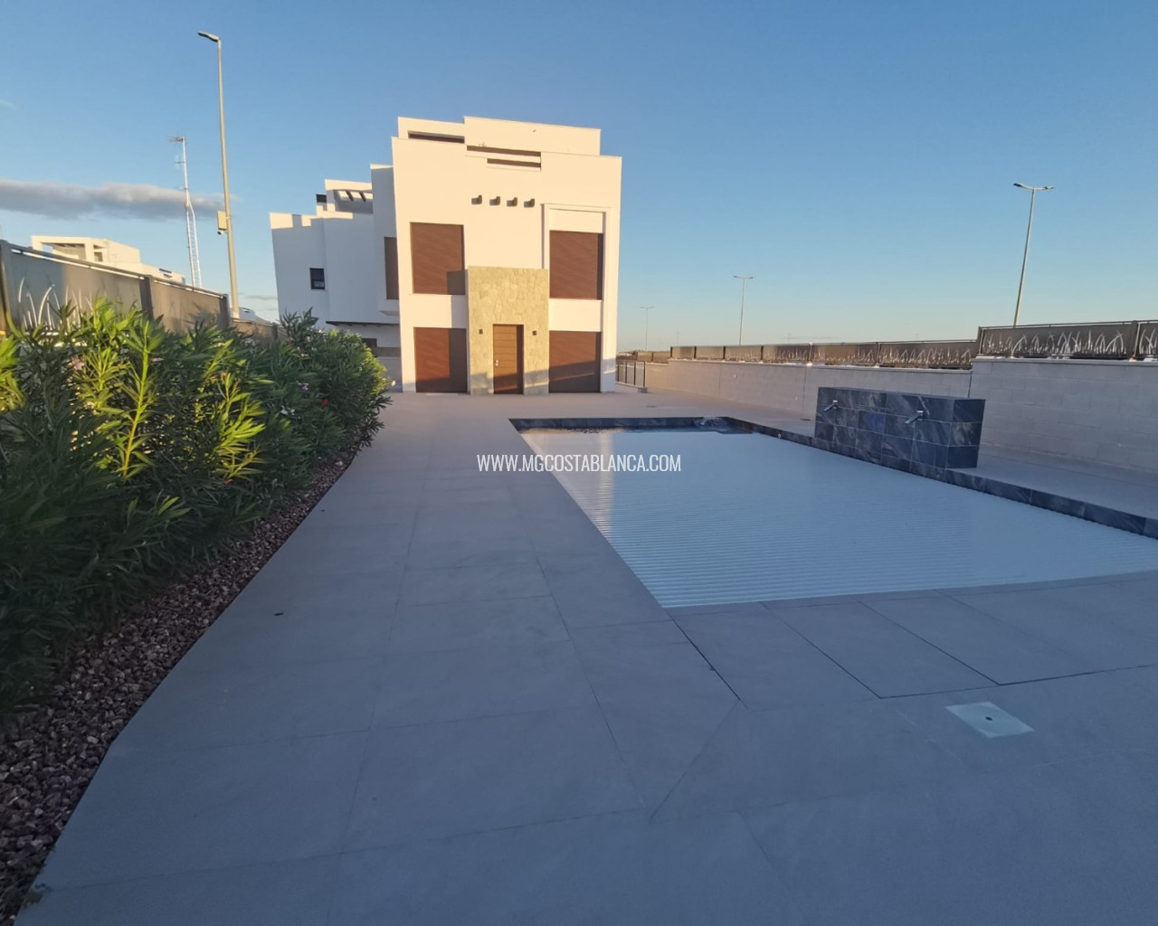 Laguna Azul Villa - New Build - Los Montesinos - La Herrada