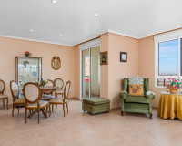 Resale - Apartment / Flat - Torrevieja - Torrevieja - Centre