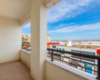 Resale - Apartment / Flat - Torrevieja - Torrevieja - Centre