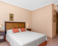 Resale - Apartment / Flat - Torrevieja - Torrevieja - Centre