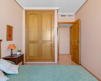 Resale - Apartment / Flat - Torrevieja - Torrevieja - Centre