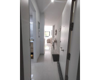 Resale - Apartment / Flat - Torrevieja