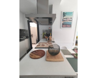 Resale - Apartment / Flat - Torrevieja