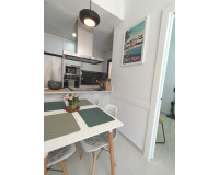 Resale - Apartment / Flat - Torrevieja