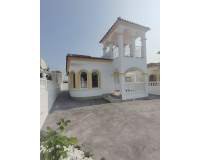 Resale - Villa - Orihuela