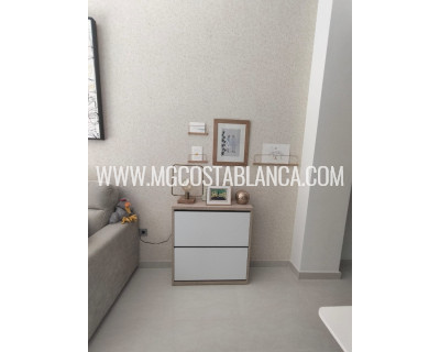 Resale - Apartment / Flat - Torrevieja