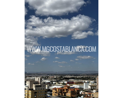 Resale - Apartment / Flat - Torrevieja - Torrevieja - Centre