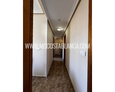 Resale - Apartment / Flat - Torrevieja - Torrevieja - Centre