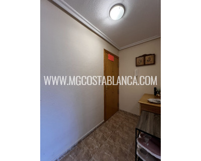 Resale - Apartment / Flat - Torrevieja - Torrevieja - Centre