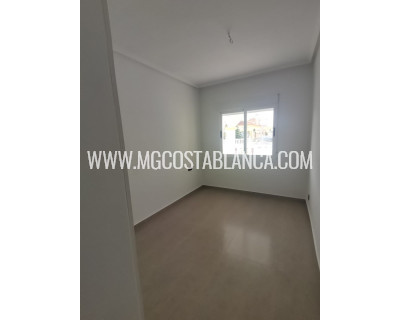 Resale - Villa - Orihuela