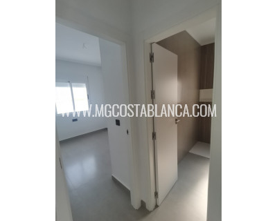 Resale - Villa - Orihuela