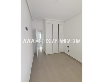 Resale - Villa - Orihuela