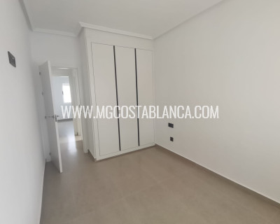 Resale - Villa - Orihuela