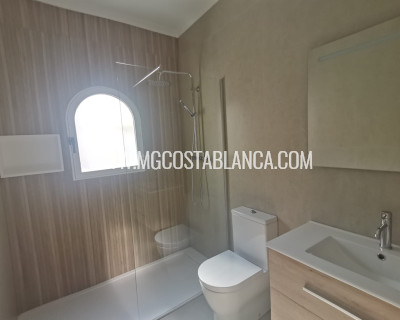 Resale - Villa - Orihuela