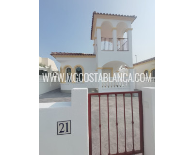 Resale - Villa - Orihuela