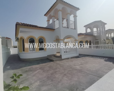 Resale - Villa - Orihuela