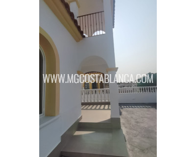 Resale - Villa - Orihuela