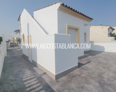 Resale - Villa - Orihuela