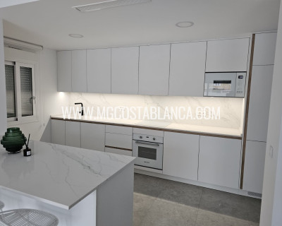 Resale - Apartment / Flat - Torrevieja - Nueva Torrevieja - Aguas Nuevas