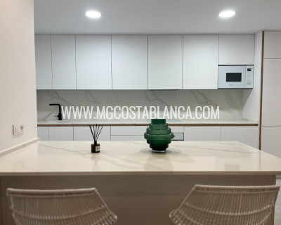 Resale - Apartment / Flat - Torrevieja - Nueva Torrevieja - Aguas Nuevas